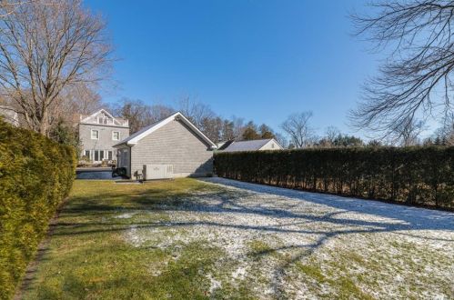 100 Orch St, Greenwich CT exterior