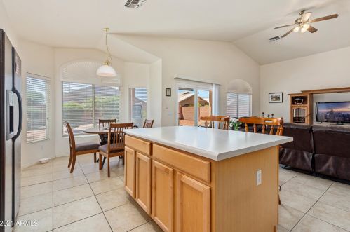 16818 42nd St, Phoenix AZ 85048-7001 exterior