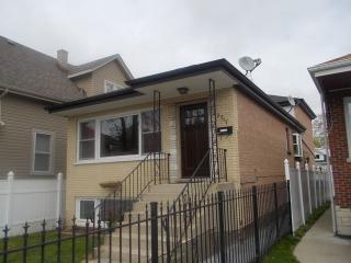 2717 Melvina Ave, Chicago IL  60634-5003 exterior