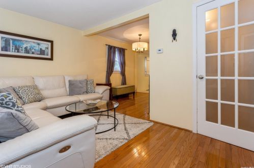 111 21st St, Huntington Station NY  11746-3150 exterior