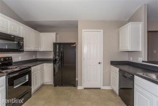 4303 Nueces River Loop, Spring TX  77386-7002 exterior