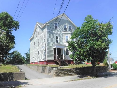 215 Public St, Providence, RI 02905-2215