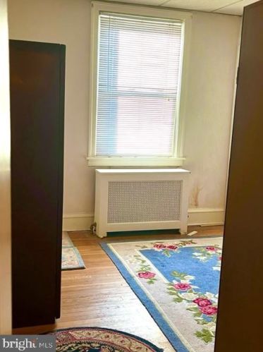 6256 Erdrick St, Philadelphia PA 19135-2602 exterior