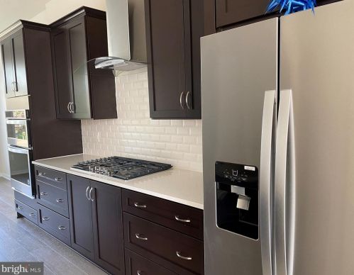 1708 Anderson Rd, Mc Lean VA  22102-1610 exterior