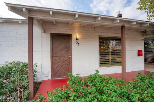 31 Eva St, Phoenix AZ  85020-2406 exterior