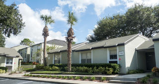 375 Palm Springs Dr, Altamonte Springs FL  32701-3506 exterior