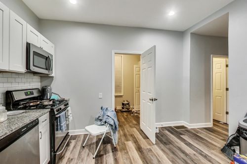 2338 18 Pl, Chicago IL 60608-2560 exterior