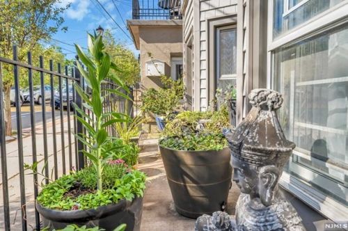 1717 Clf St, Union City NJ exterior