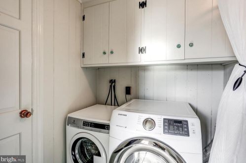 417 Mary St, Lancaster PA 17603-3330 exterior