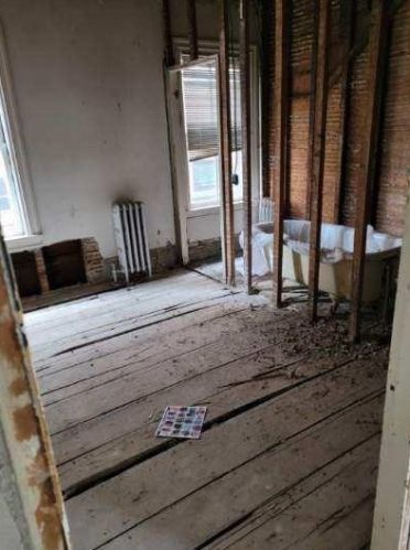 120 Pitman St, Providence RI 02906-5113 exterior