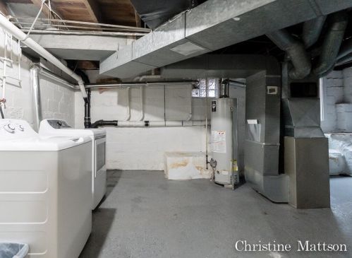 1849 Cherry St, Meskegon MI  49441-1013 exterior