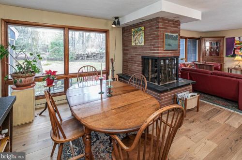 41 Manning Ln, Trenton NJ  08648-1018 exterior