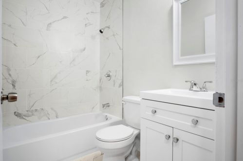 2012 Chelsea St, Tampa FL  33610-6124 exterior