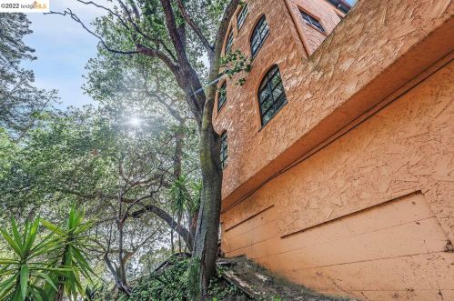 7351 Claremont Ave, Berkeley CA 94705-1422 exterior