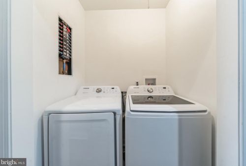 1424 Front St, Philadelphia PA  19147-3902 exterior