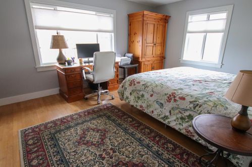 734 Ruddiman Dr, Meskegon MI  49445-2867 exterior