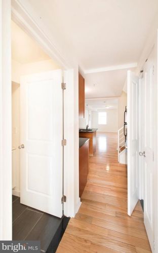 520 4 St, Philadelphia PA 19140-2417 exterior