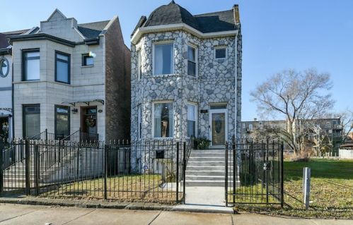 4340 Forrestville Ave, Chicago, IL 60653-3408