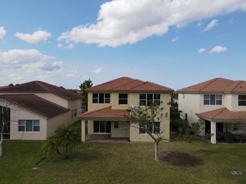 2213 Newport Is Blvd, Fort Pierce FL 34953-4378 exterior