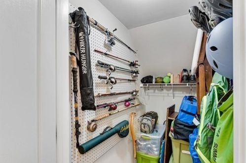 2399 Meadow Falls Ln, Duluth GA 30097-4086 exterior