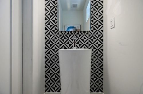 925 Garibaldi St, Atlanta GA  30310-3133 exterior