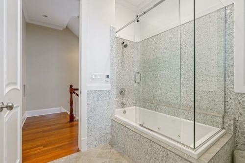 1309 Nelson St, Chicago IL 60657-3042 exterior