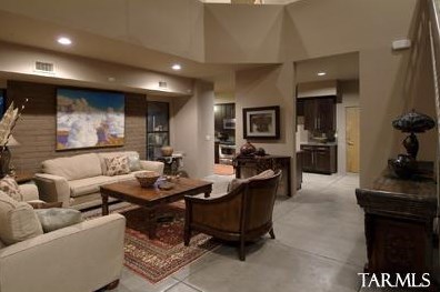 3221 3rd St, Tucson, AZ 85716-4215