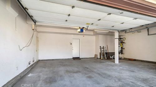 2940 Nau Ave, Tustin CA 92782-3377 exterior