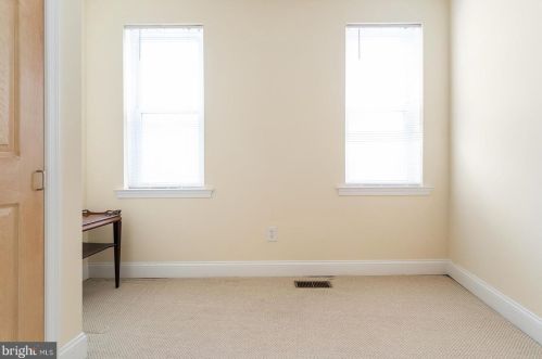 2572 Collins St, Philadelphia PA 19134-3710 exterior