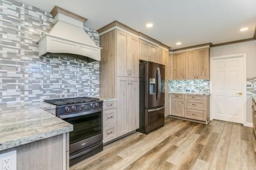 18030 Canehill Ave, Bellflower CA 90706-7147 exterior