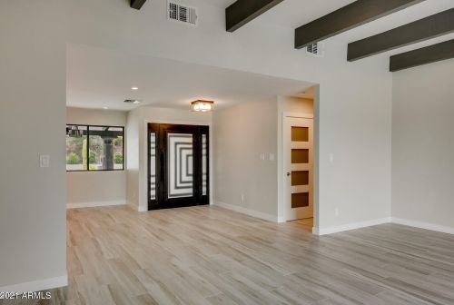 7614 20th St, Phoenix AZ  85020-4703 exterior