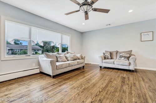 27 Stevens Ave, West Long Branch NJ  07764-1264 exterior