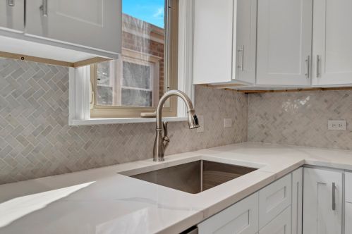 10712 Sacramento Ave, Chicago IL  60655-2120 exterior