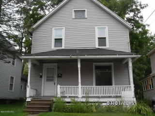 2226 Burdick St, Kalamazoo MI  49001-6161 exterior