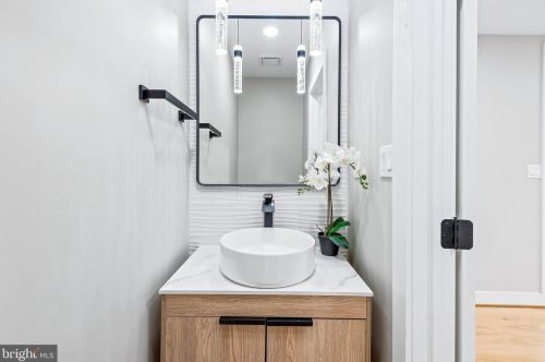 1225 Randolph St, Washington DC 20011-5908 exterior