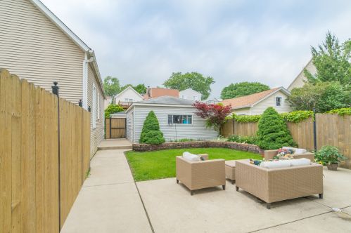 3448 Damen Ave, Chicago IL 60608-6835 exterior