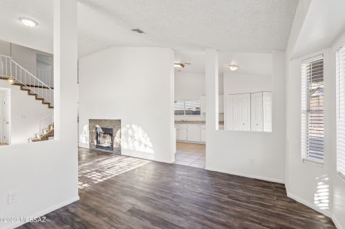 7209 Avenida Del Nopal, Tucson AZ  85746-7954 exterior