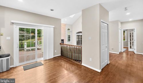 10158 Bracken Dr, Ellicott MD  21042-1675 exterior