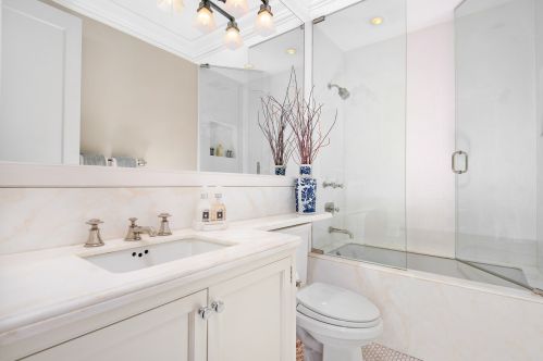 1358 Dearborn St, Chicago IL 60827-2510 exterior