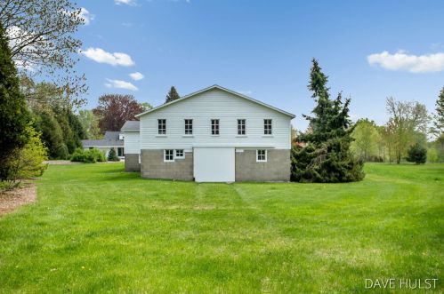 2368 68 St, Fennville MI 49408-9624 exterior