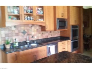 7477 Birkdale Ct, Cleveland OH  44139-5258 exterior