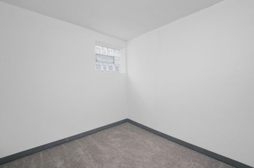 2312 Moody Ave, Chicago IL 60638-3545 exterior