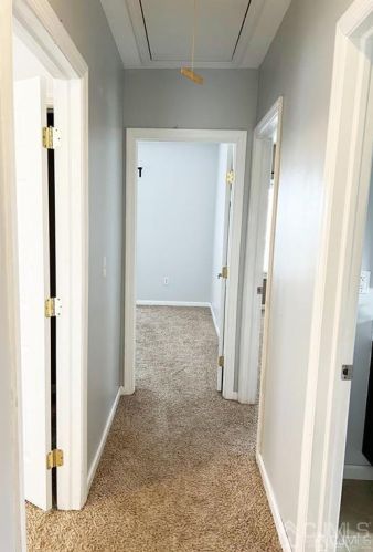 350 Old Post Rd, Edison NJ  08817-4644 exterior