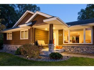 14851 Gatewood Dr, Hopkins MN  exterior