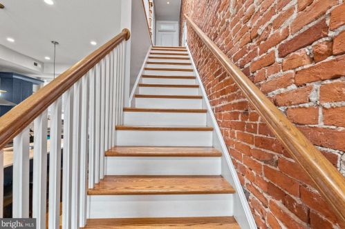 1431 3rd St, Washington DC  20024-2907 exterior