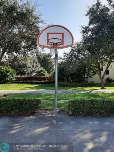 8838 19th St, Boca Raton FL 33433-7329 exterior