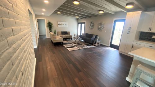 3955 Bear Canyon Rd, Tucson AZ  85749-8220 exterior