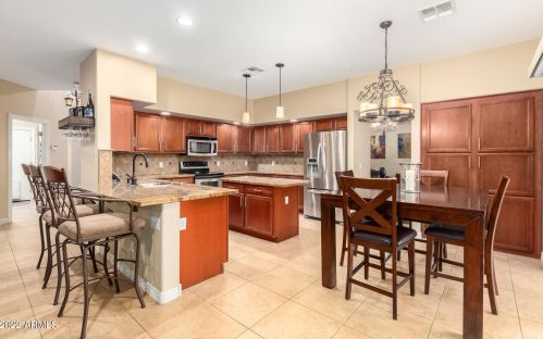 34113 24 Dr, Phoenix AZ 85085-5028 exterior