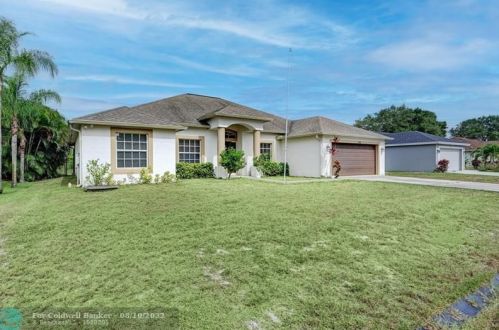 3537 San Giorgio St, Fort Pierce, FL 34953-3710