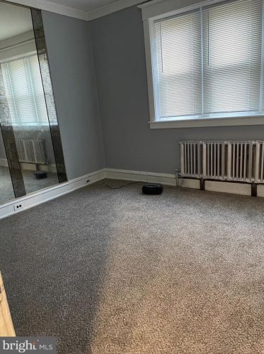 224 27 St, Camden NJ 08105-3927 exterior